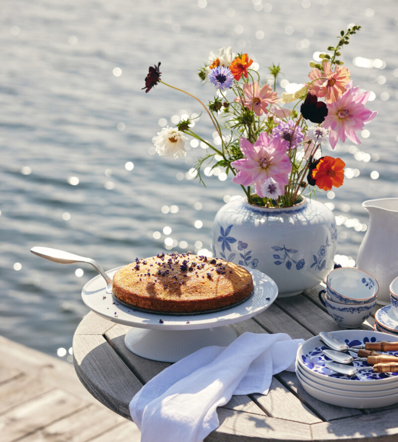 So deckst du deinen Tisch an Mittsommer wie in Schweden