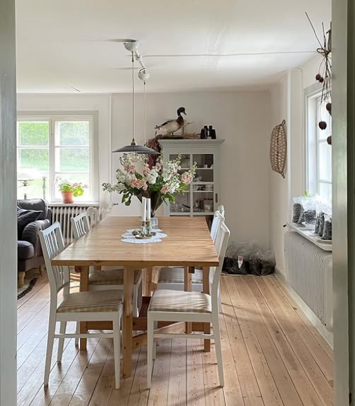 Noch einmal vom schwedischen Sommer träumen: Zu Besuch in Mias Sommerhaus